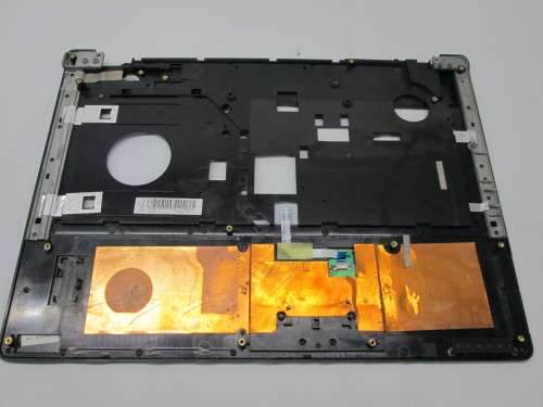 Gigabyte Q1580L Palmrest TW8